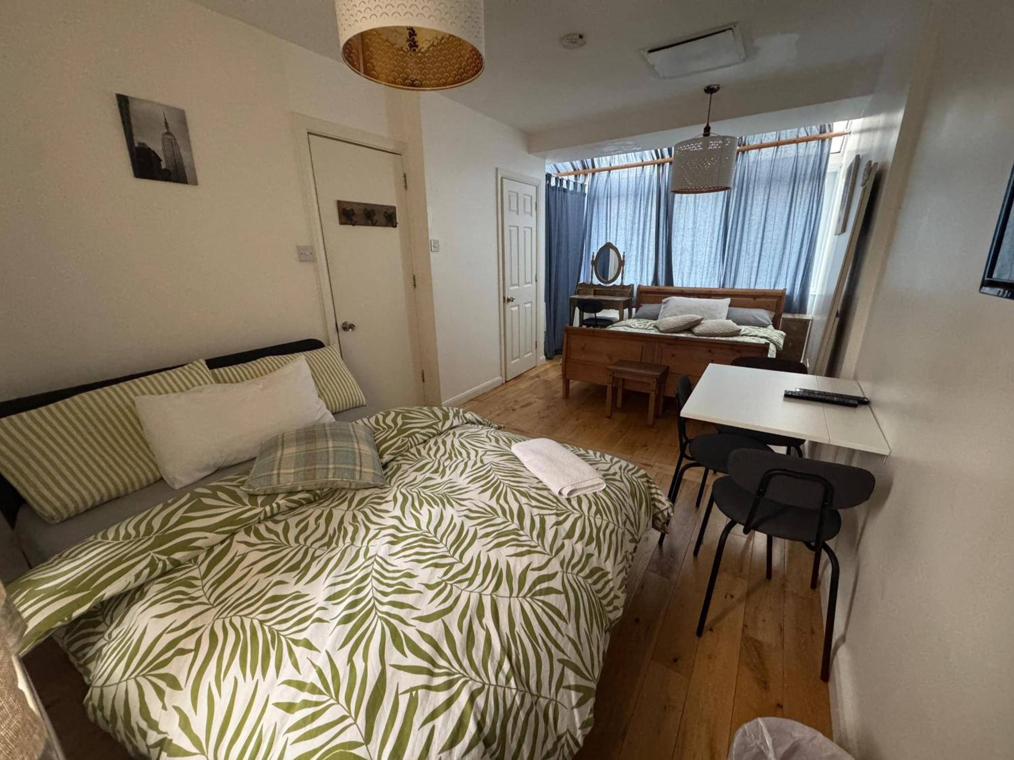 Cozy Rooms Near Central London Exteriör bild